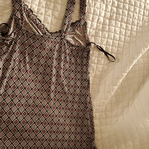 top - Picture 3 of 3